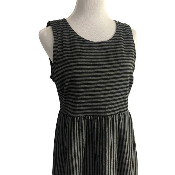 Daisy Fuentes black gray stripe dress LARGE - Picture 2 of 9